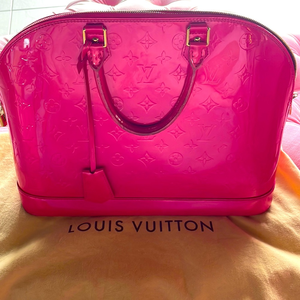 Louis Vuitton Rose Pop Vernis Alma MM